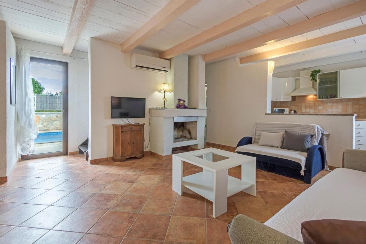 Villa Karina Tar Tar-Vabriga Bagian luar foto